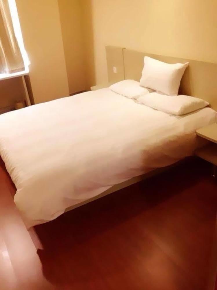 Hanting Hotel Shanghai Jiaotong University Jiangchuan Road Second Branch Dış mekan fotoğraf